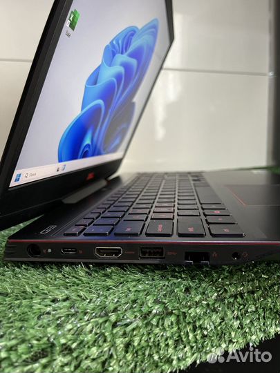 Игровой ноутбук Dell G3