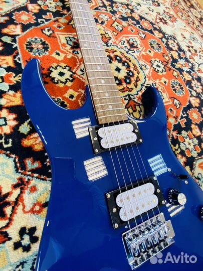 Электрогитара