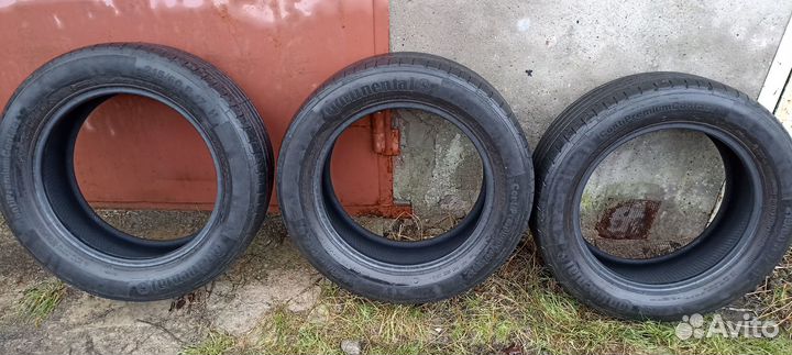 Continental ContiPremiumContact 5 215/60 R17 96H