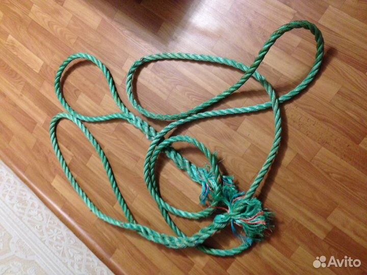 Трос буксировочный