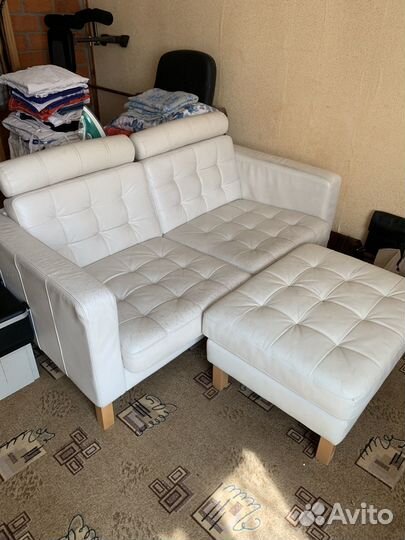 Кожаный диван