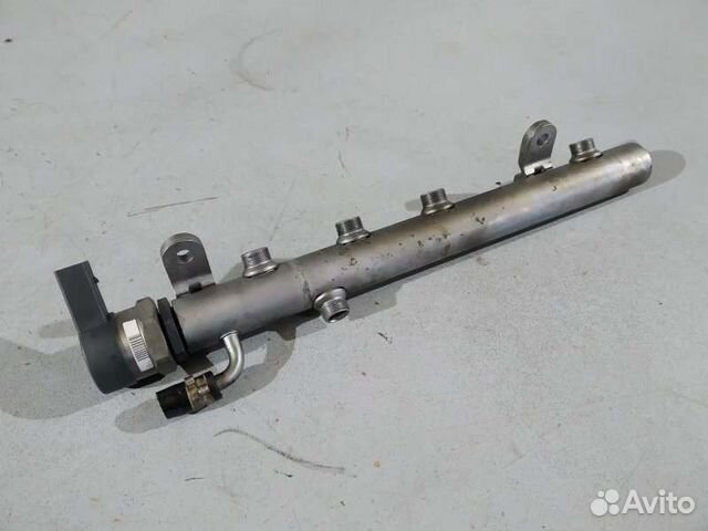 Топливная рампа левая Mercedes Gl-Class X164 OM642