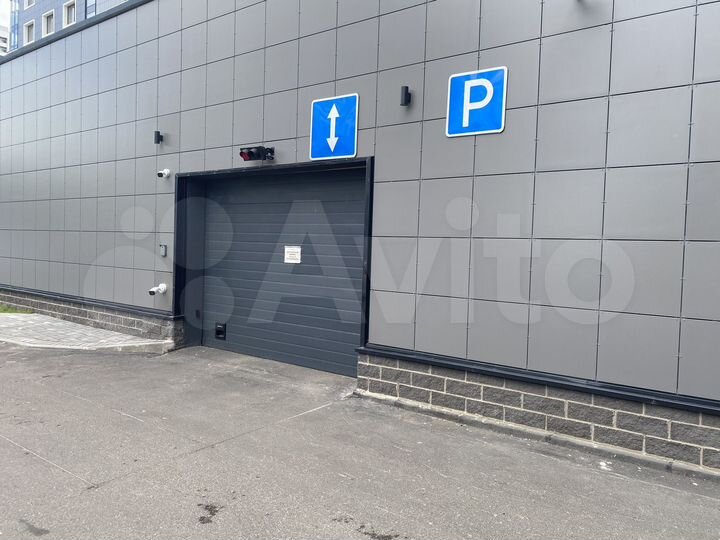 Машиноместо, 14 м²