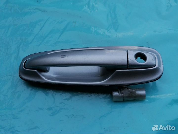 Ручка двери передняя правая Шевроле Лачетти