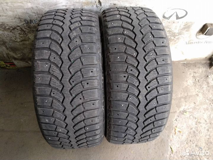 Bridgestone Blizzak Spike-01 255/55 R18 109T