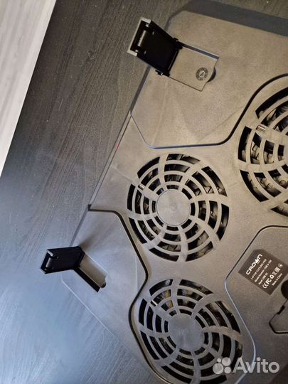 Подставка под ноутбук охлаждающая Crown cmls-150