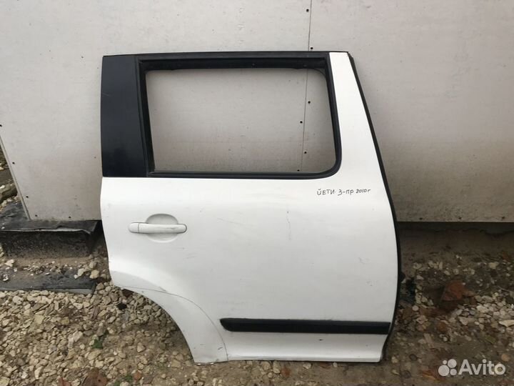 Дверь правая задняя шкода йети 2010