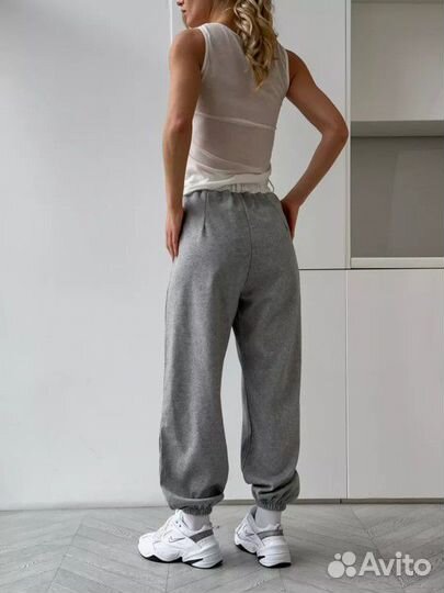 Джоггеры женские