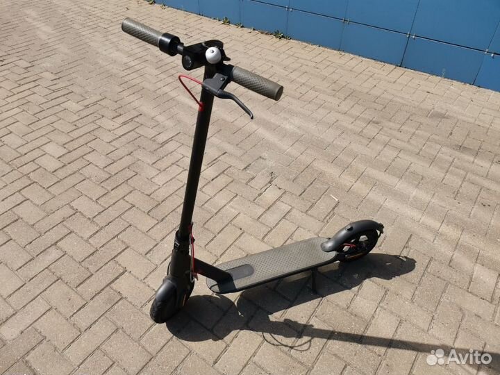 Электросамокат Xiaomi Mijia M365