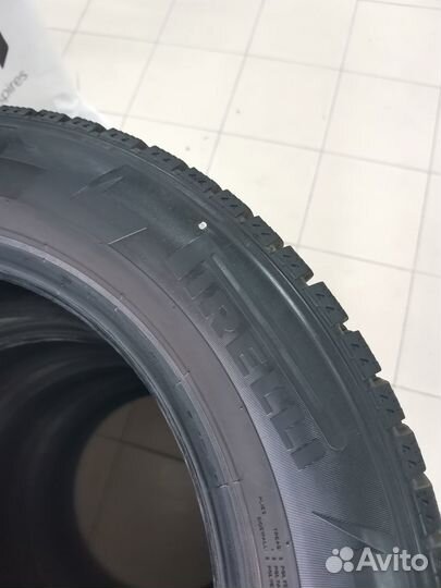 Pirelli Ice Zero 225/60 R17 103T