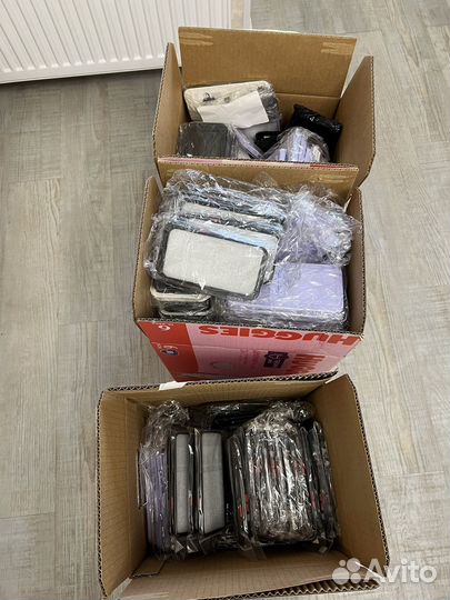 Чехлы на Айфон