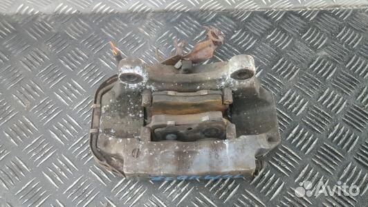 Суппорт тормозной задний правый volkswagen touareg 7L (1GM40OP01)