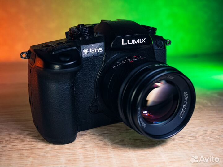 Объектив Brightin Star 50 мм f/1,4 MFT, мануальный