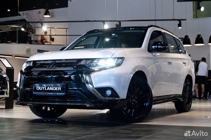 Mitsubishi Outlander 2.4 CVT, 2022