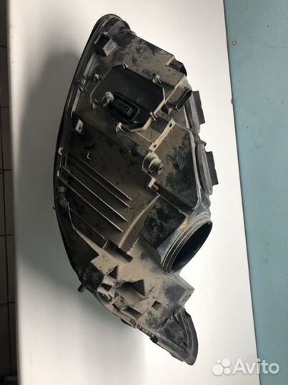 Блок фара правая Mercedes W221 ксенон