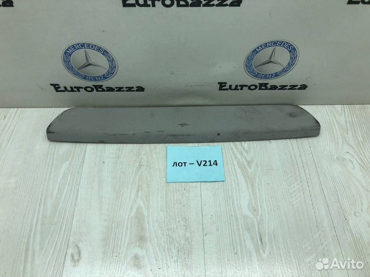 Заглушка потолка Mercedes W207
