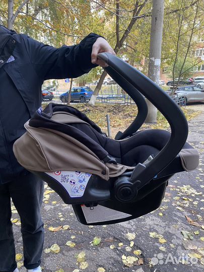 Коляска chicco 3 в 1