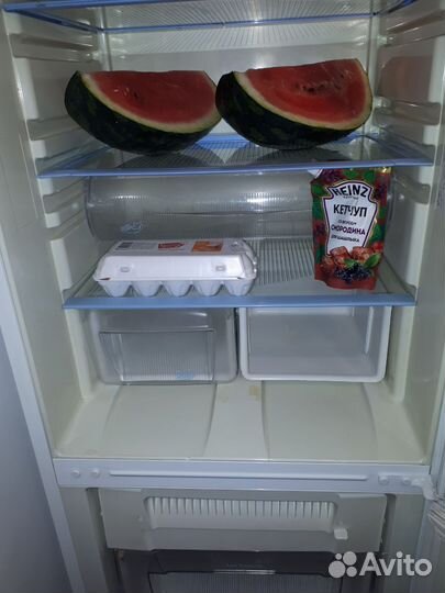 Холодильник indesit большой