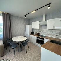 2-к. квартира, 57 м², 5/19 эт.