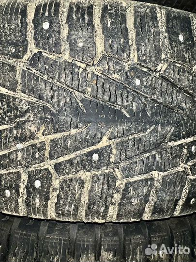 Nokian hakkapeliitta 7 suv 265 60 r18