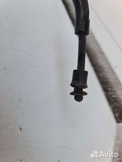 Трос капота Mercedes W222