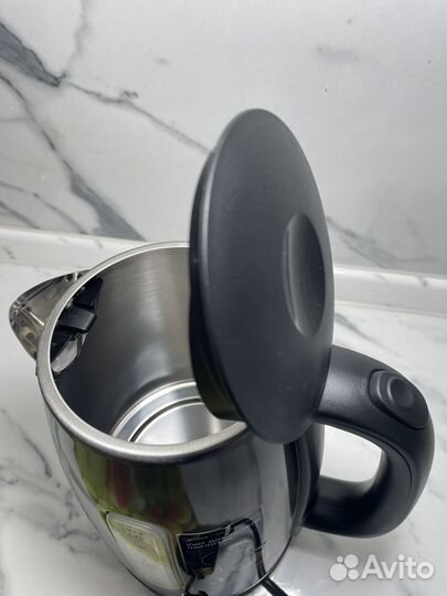 Чайник электрический Midea