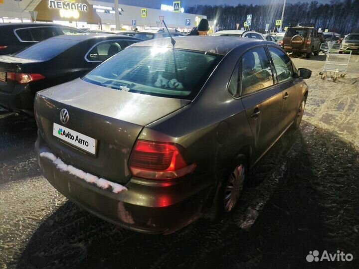 Volkswagen Polo 1.6 AT, 2015, 56 093 км