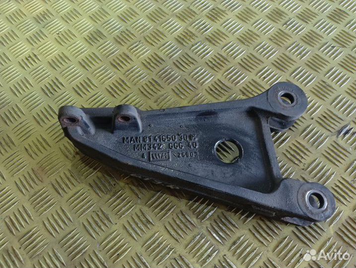 Кронштейн усилителя бампера правый Man Tga