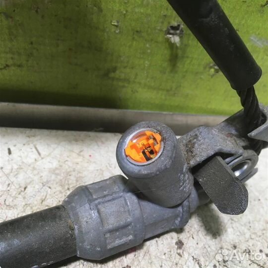 Ответная часть ремня безопасности Рено Меган 2