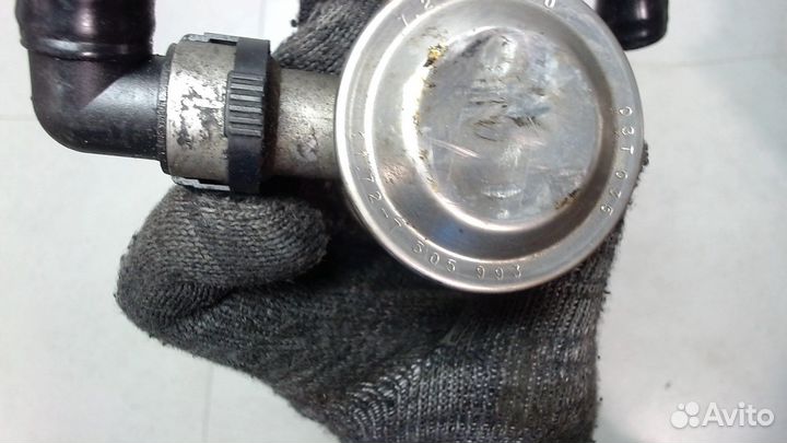 Клапан рециркуляции газов (EGR) BMW 3 E46, 2003