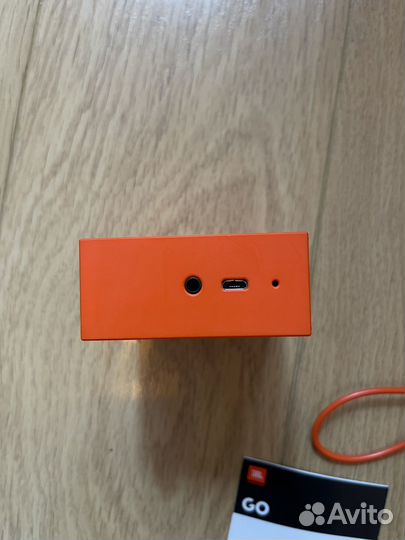 Колонка jbl Go 1