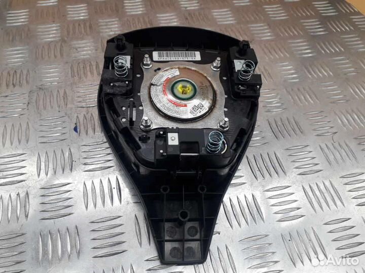 Подушка безопасности в рулевое колесо Nissan X-Tra