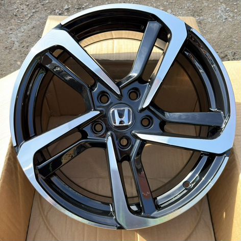 Литые диски Sakura Wheels 181 7.5×R17 5×114.3