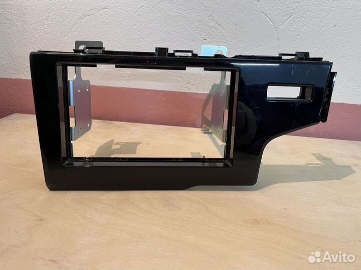 Рамка для магнитолы Honda fit 2017 год