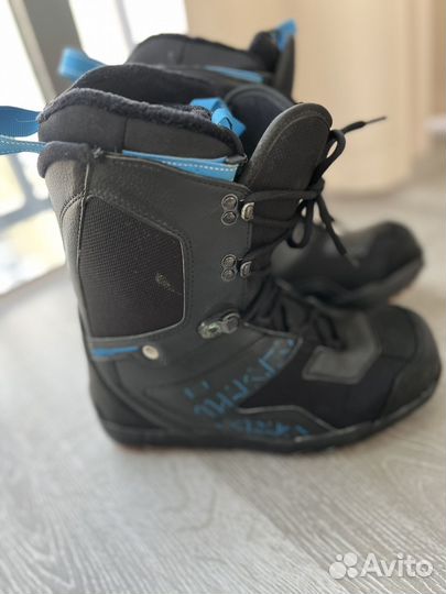 Сноубордические ботинки женские 40