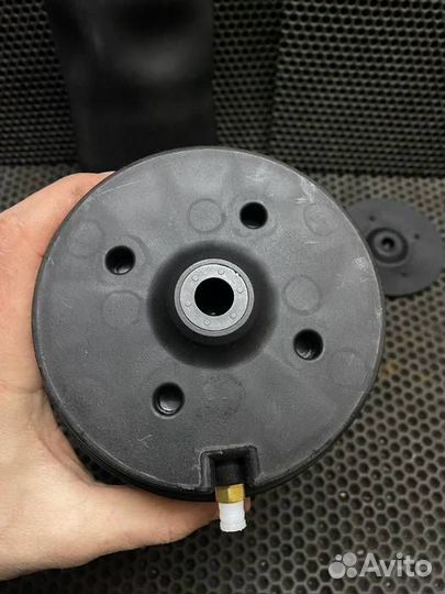 Пневмобaллoн задний Mерседес 164 166