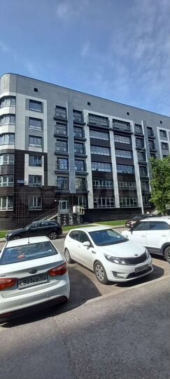 3-к. квартира, 140,1 м², 2/6 эт.