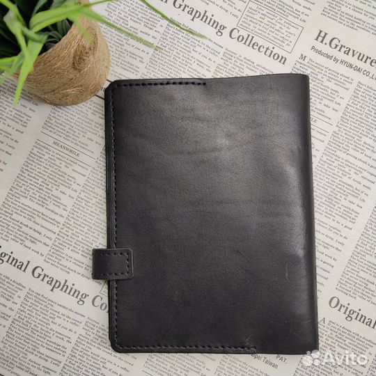 Ежедневник кожаный с гравировкой, черный