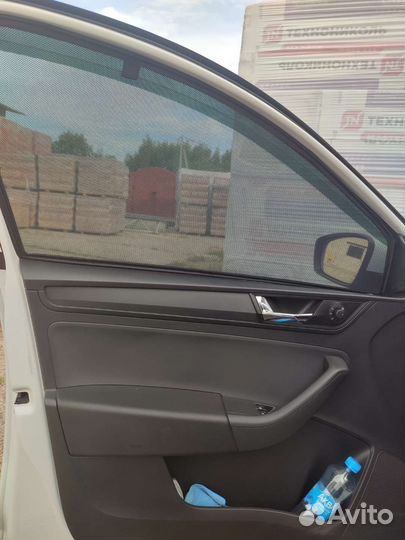 Каркасные шторки на школу рапид с 2012 по 2020 г