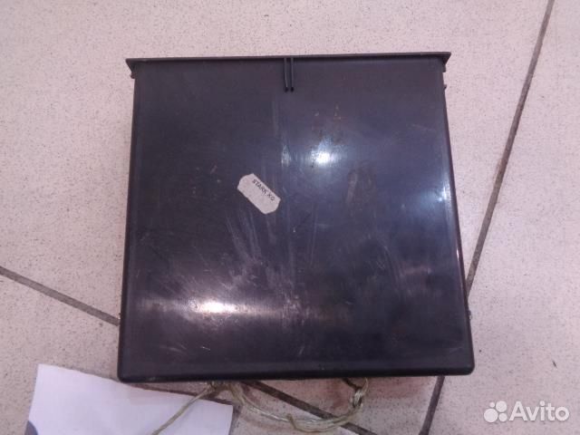 Ящик передней консоли Audi A8 D3 2002-2010