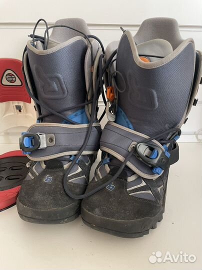 Сноубордические ботинки и крепление Burton