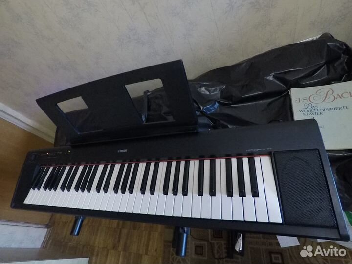 Цифровое пианино yamaha NP-12 Piaggero