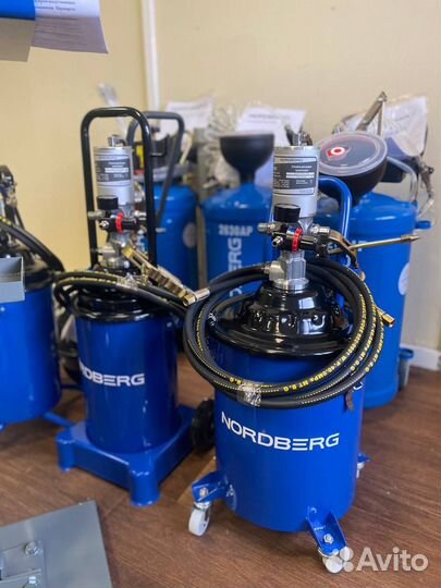 Установка для замены масла, Нагнетатель смазки