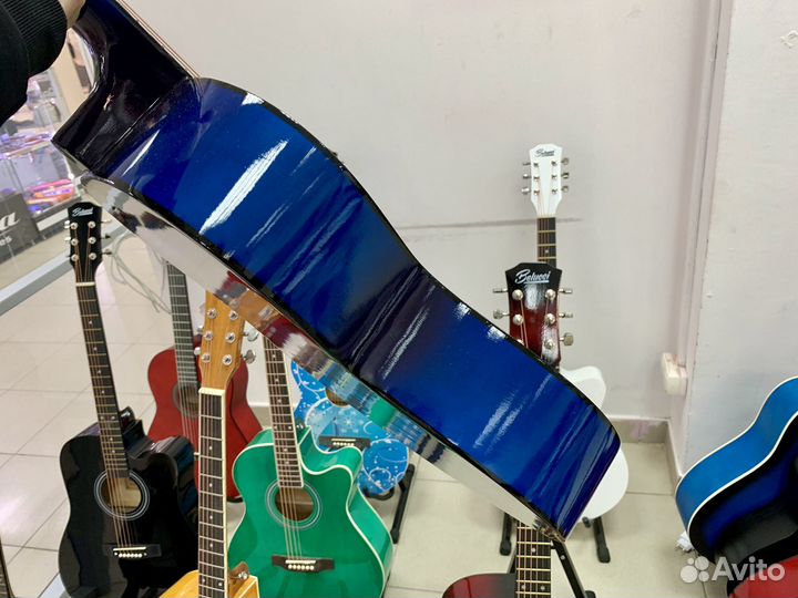 Классическая гитара шестиструнная