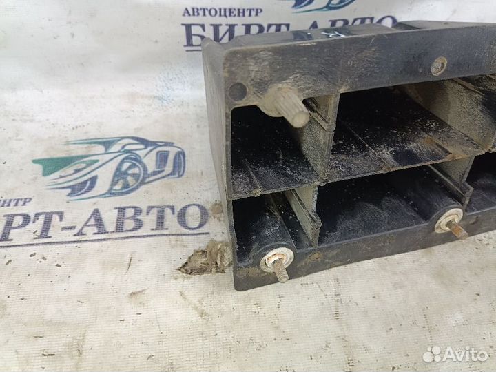 Кронштейн заднего бампера правый Chevrolet Lanos I (2002—2009)