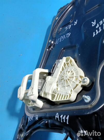 Стеклоподъемник электр. передний правый Land Rove