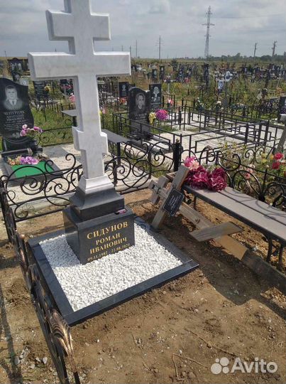 Памятники от производителя