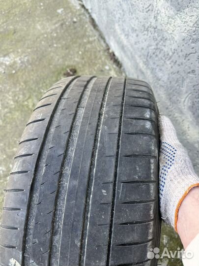 Michelin Pilot Sport 4 225/40 R18 92Y