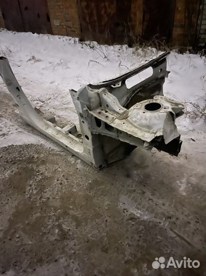 Порог правый со стойкой Toyota Camry 50