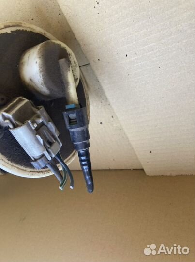 Chrysler 300 m бензонасос